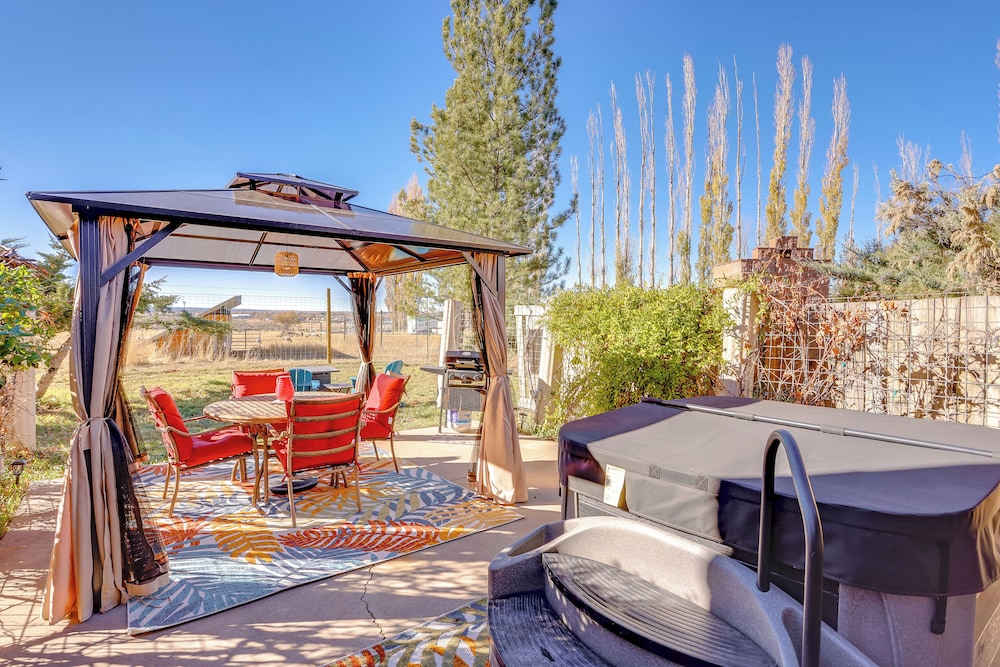 Cortez Casita w/ Hot Tub at Bella Vista Ranch