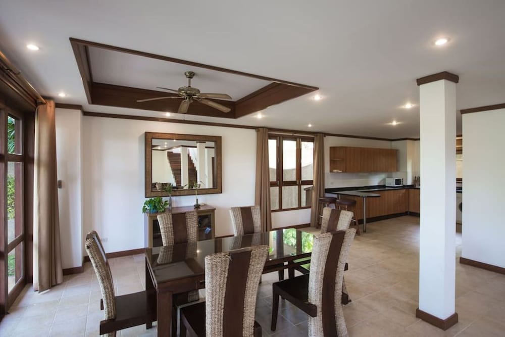 3 Bedroom Villa TG25 Beach Front Resort SDV282-By Samui Dream Villas