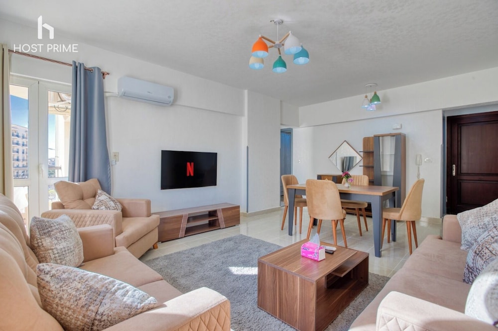 Bright apartment in rehab city