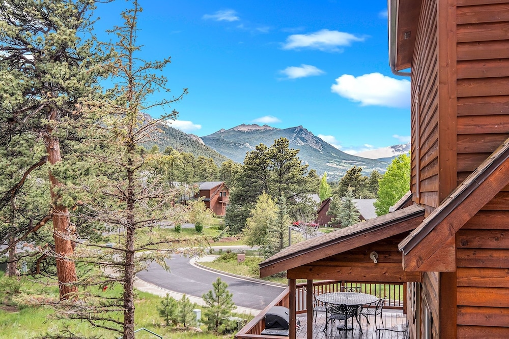 Solitude Condos - Estes Park CO