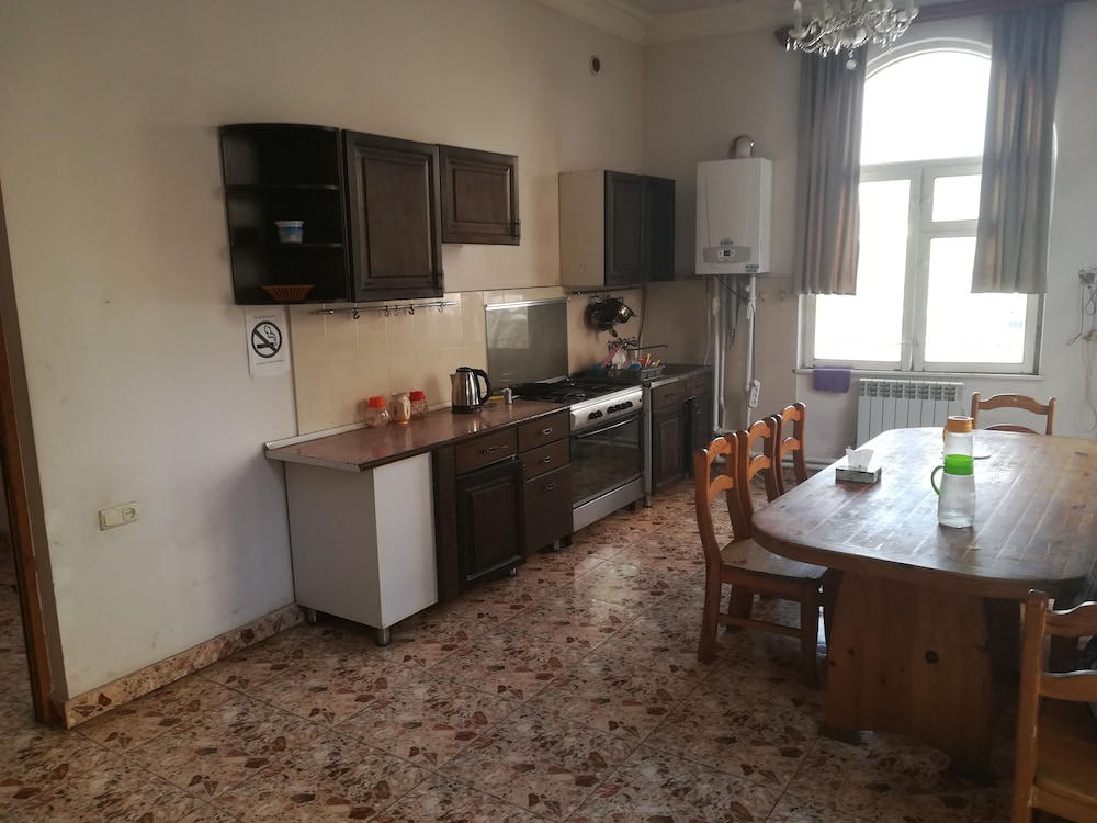 Yerevan Vacations - Noy Hostel - Property Image 9