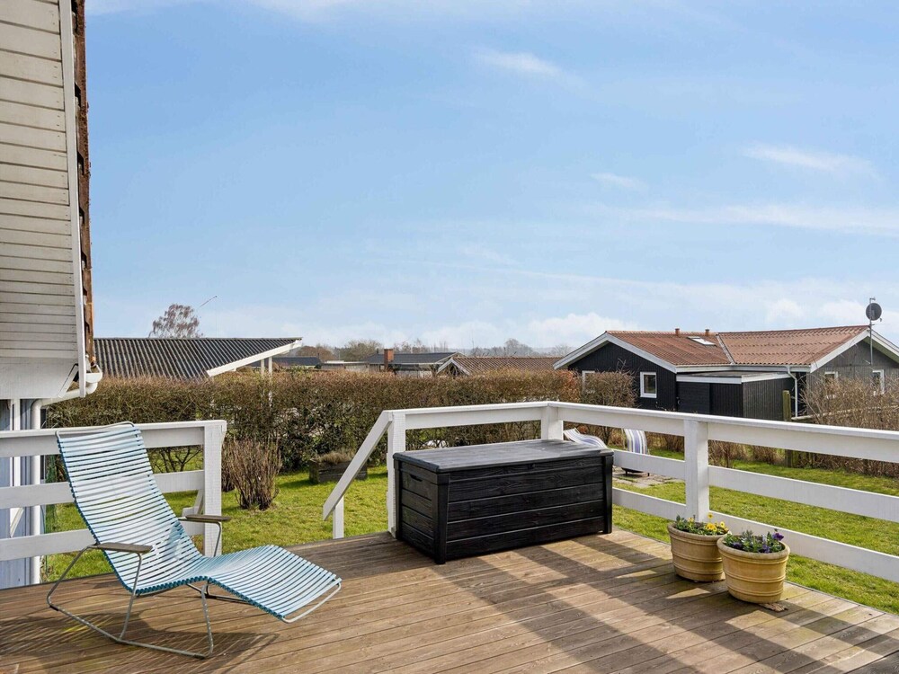 5 Star Holiday Home in Ronde