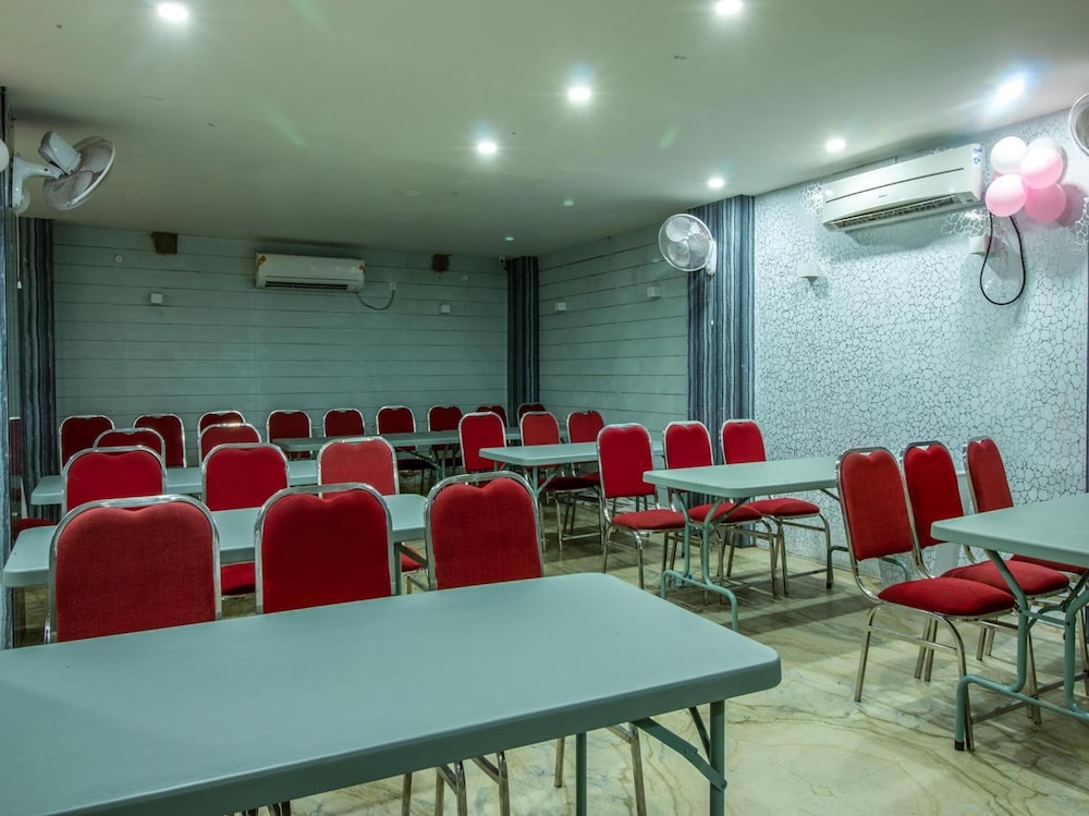 meeting & event spaces
