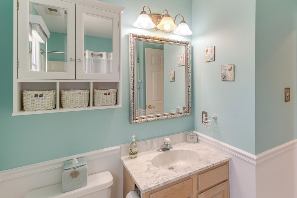 2 Blocks to Beach Access: Ocean City Adventure!