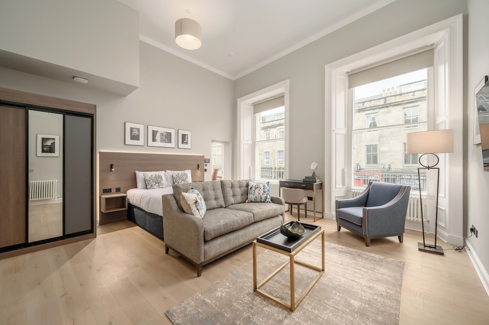 Destiny Scotland George IV Apartments