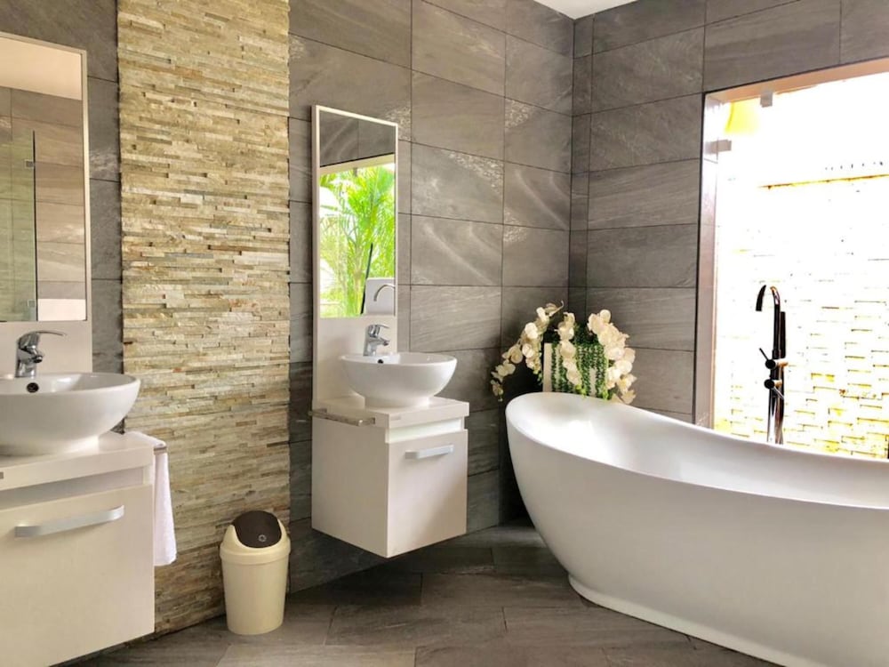 Grand Amber Villas Diani