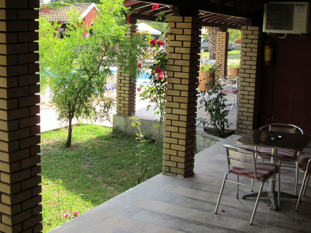 Photo 52
