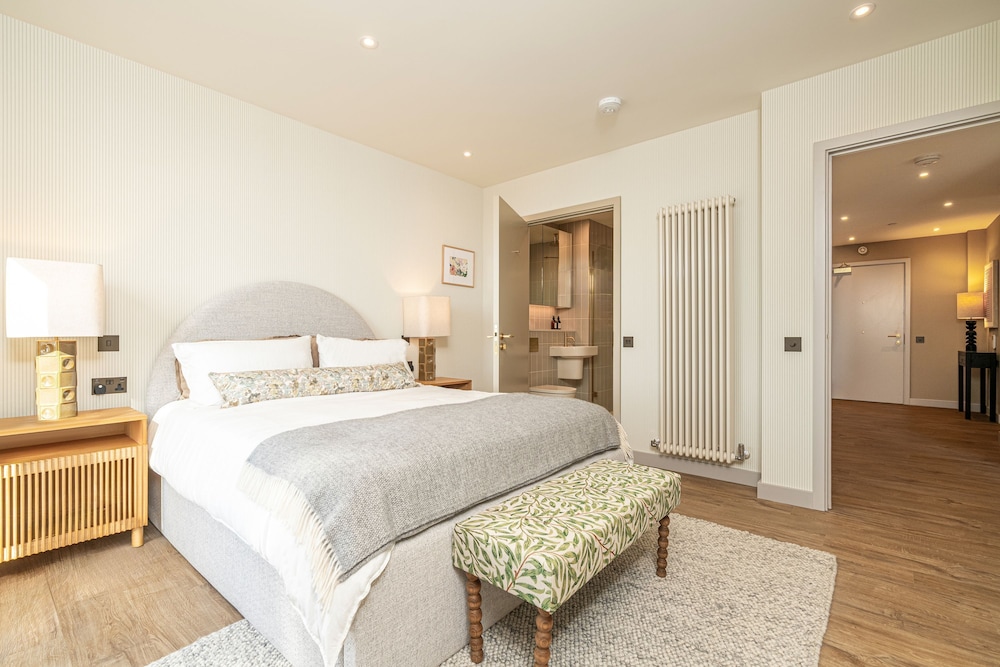 The Eades ADC Atelier 2 Bed