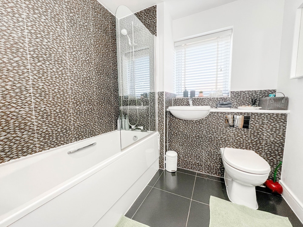 Etihad Blissful Retreat-3 Bedroom Haven