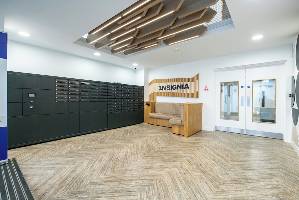 Insignia Aparment