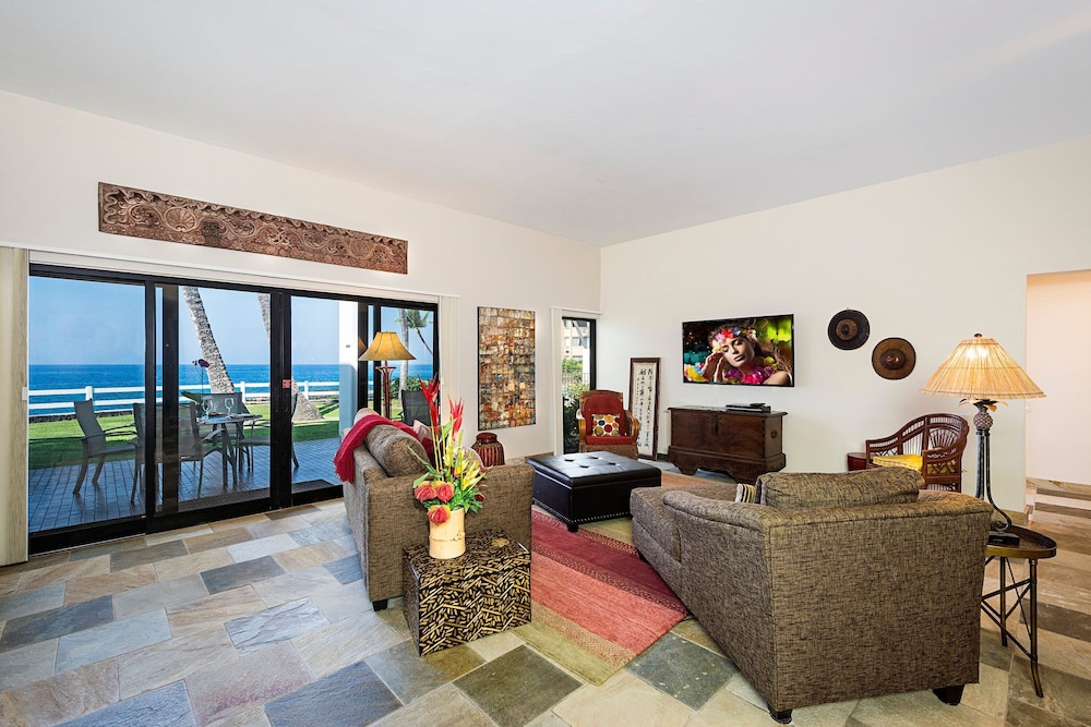 Ocean Front Villa - Central AC- Vrkcv