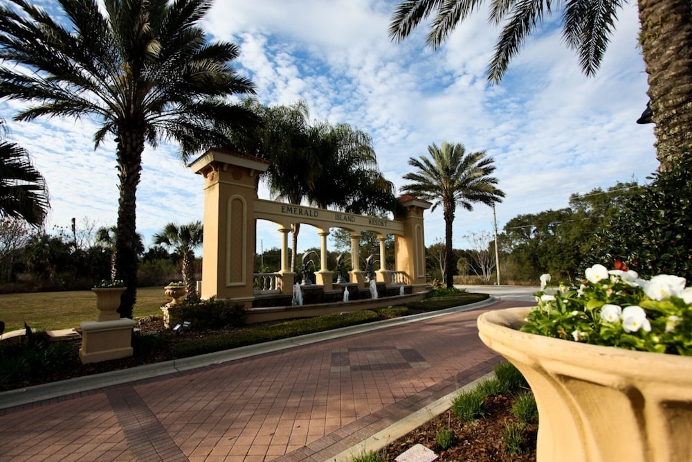 8538 Emerald Island - Image 1