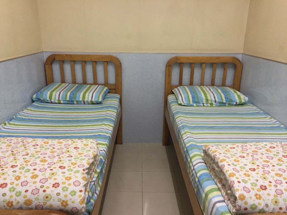 Dragon Hostel