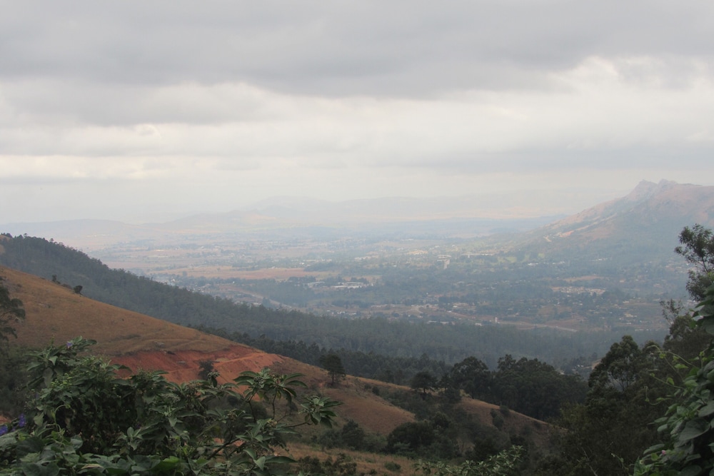 Emafini Country Lodge