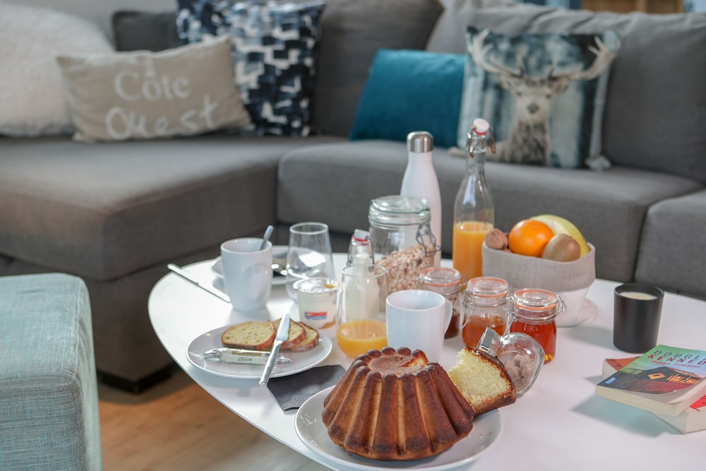 Côte Ouest AppartHotel