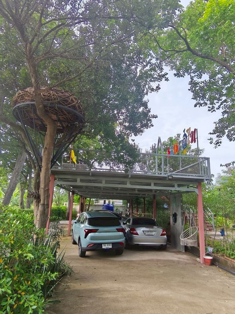 Phawaeng Resort