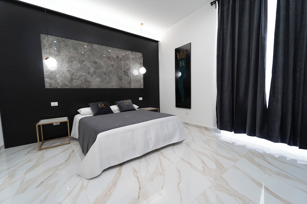 ELITE ROOMS NAPOLI