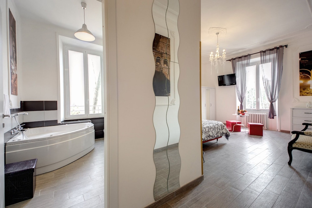 Domus 78