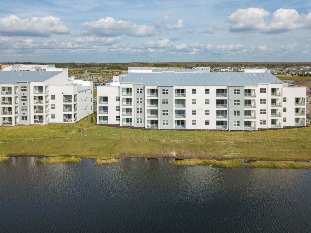 Marvelous 2 Bd Apt Close to Disney at Storey Lake 106 3121