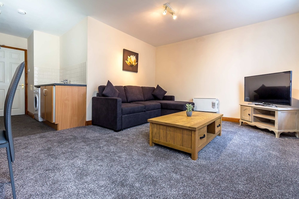 Host Stay New Street Studio