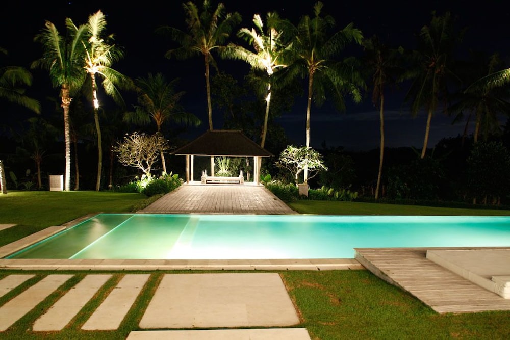 Villa Infinity Bali - Image 2
