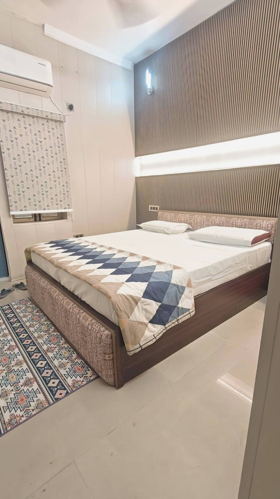 ZM Homestay - Luxury Comfort Awaiting
