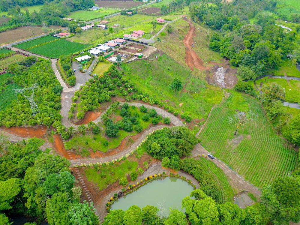 Nayari Arenal Farmstay A-frame Chalet La Fortuna