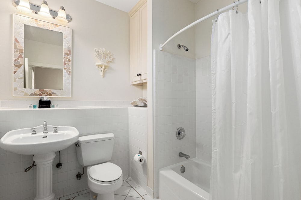 A Winterpast by the Sea - Gulf Front on 30A With Private Pool!