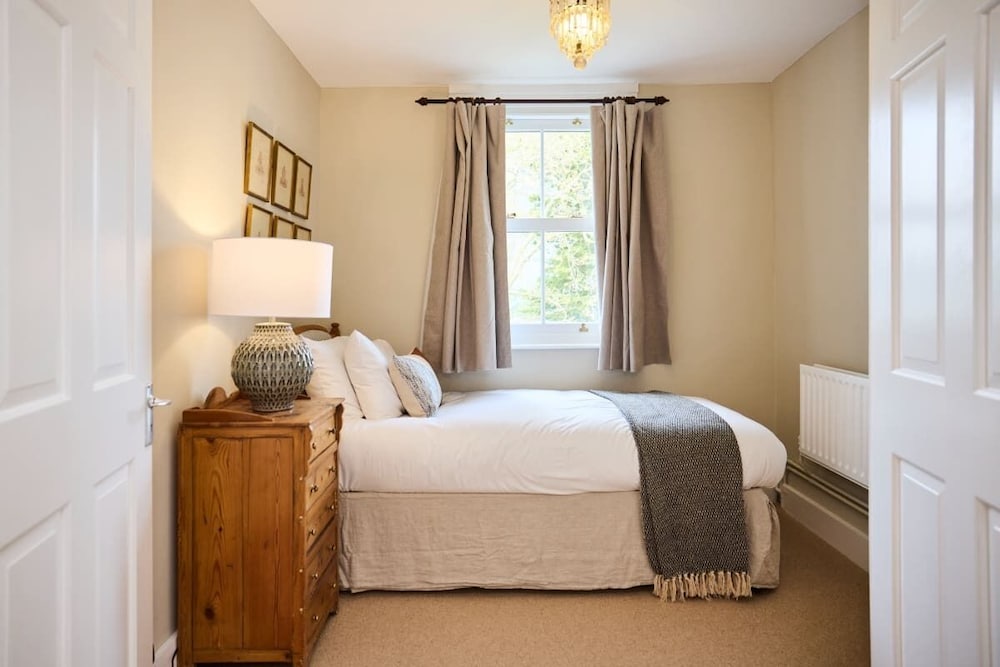 The Fulham Town House - Spacious 4BDR House with Garden