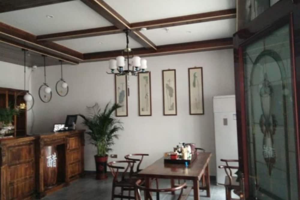 Wang Tian Ju view 2