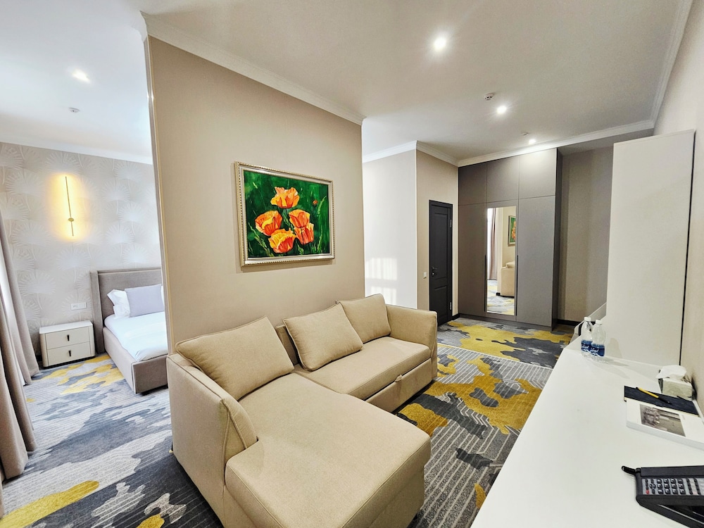 Palmira Hotel Bishkek