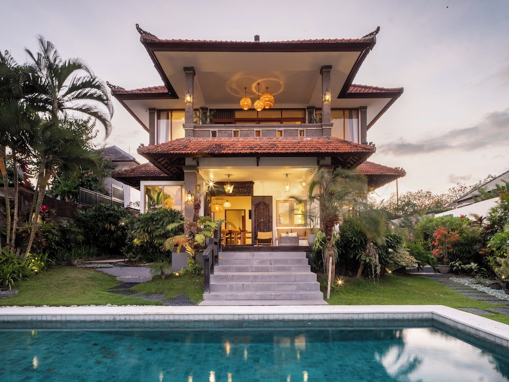 Bellevue Berawa Managed by CPM Bali