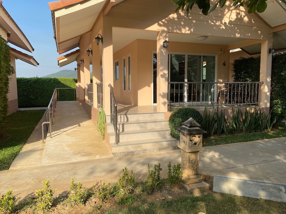 Chang Noi wheelchair accessible resort