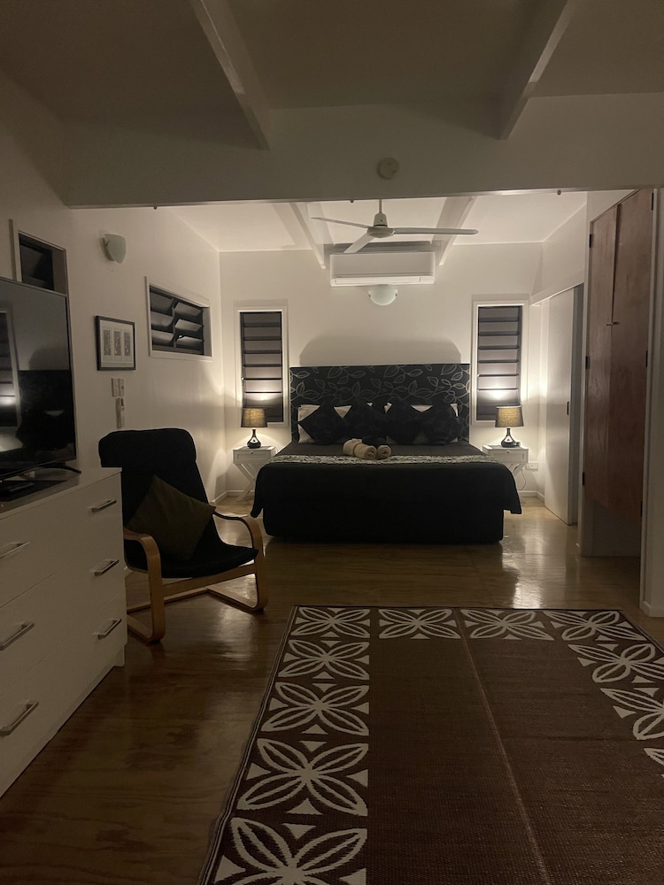 Rarotonga Villas