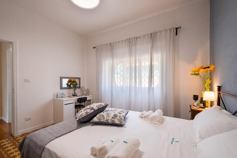 Sunshine Escape Villa In Porto Cesareo