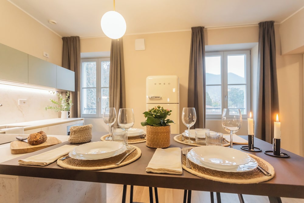 V. Suite on Lake Como by Rent all Como