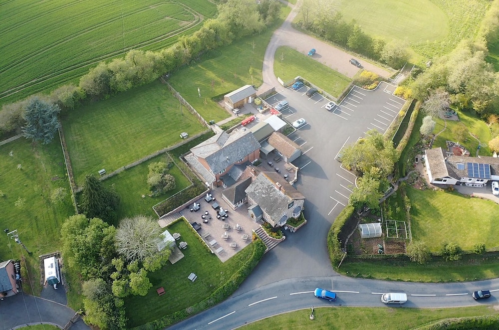 The Baiting House and Lodges