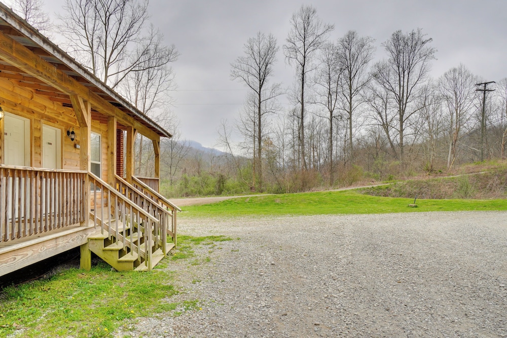 ATV Adventures Await: Tennessee Riverside Retreat