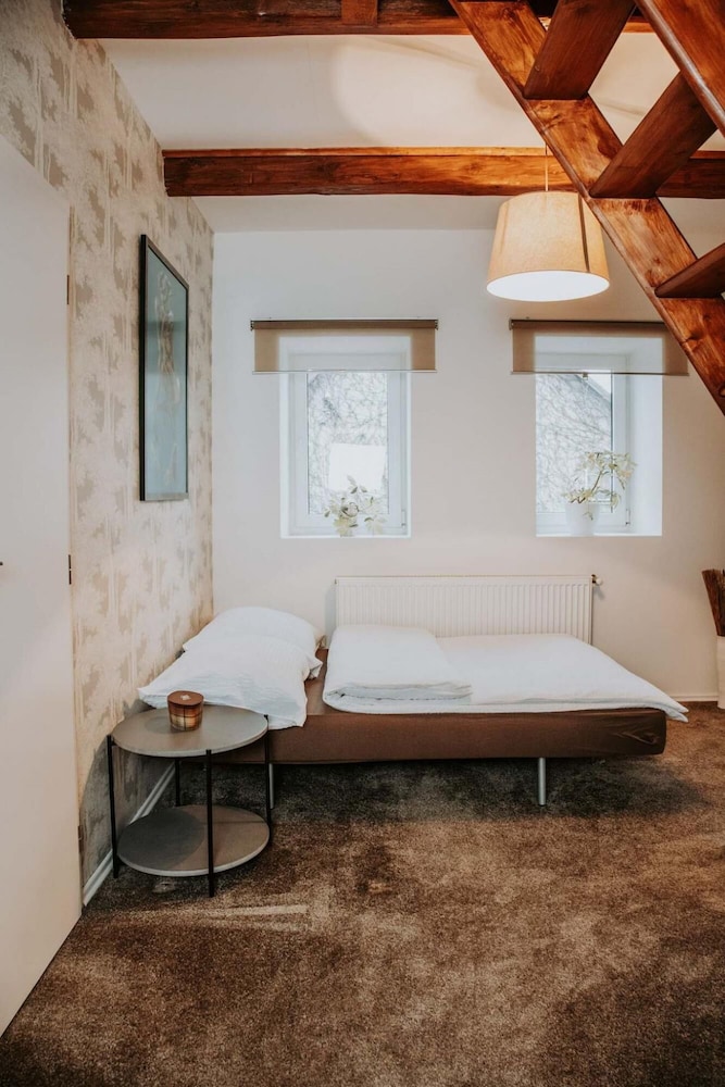 Villa Mlade Buky - Kmm018