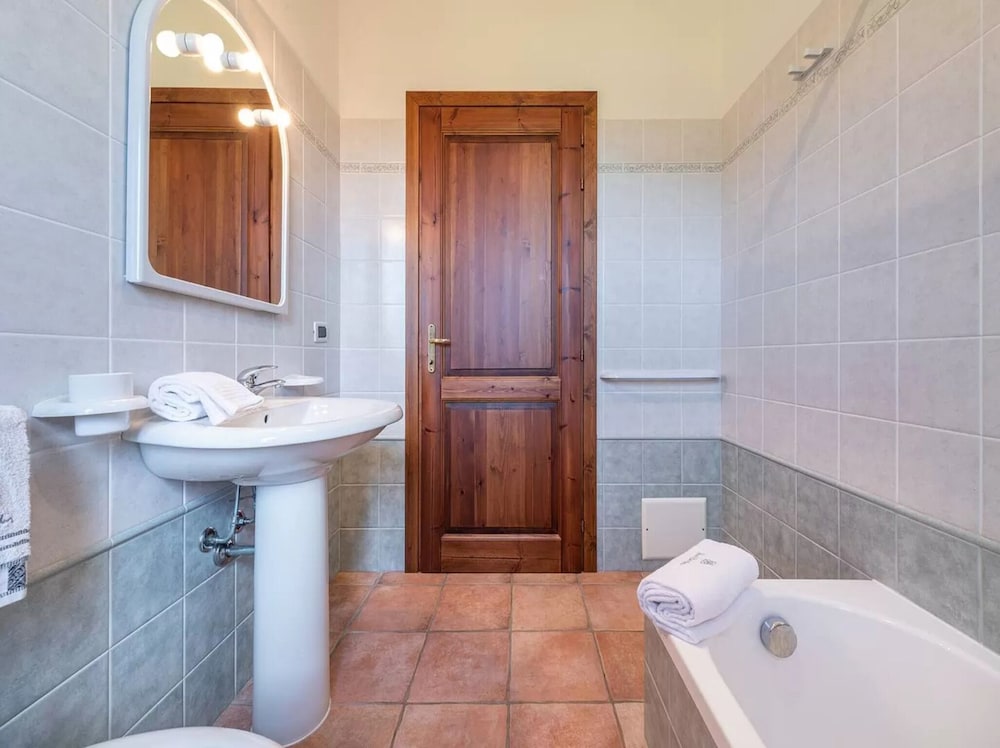 Holiday Retreat Near La Caletta Beaches