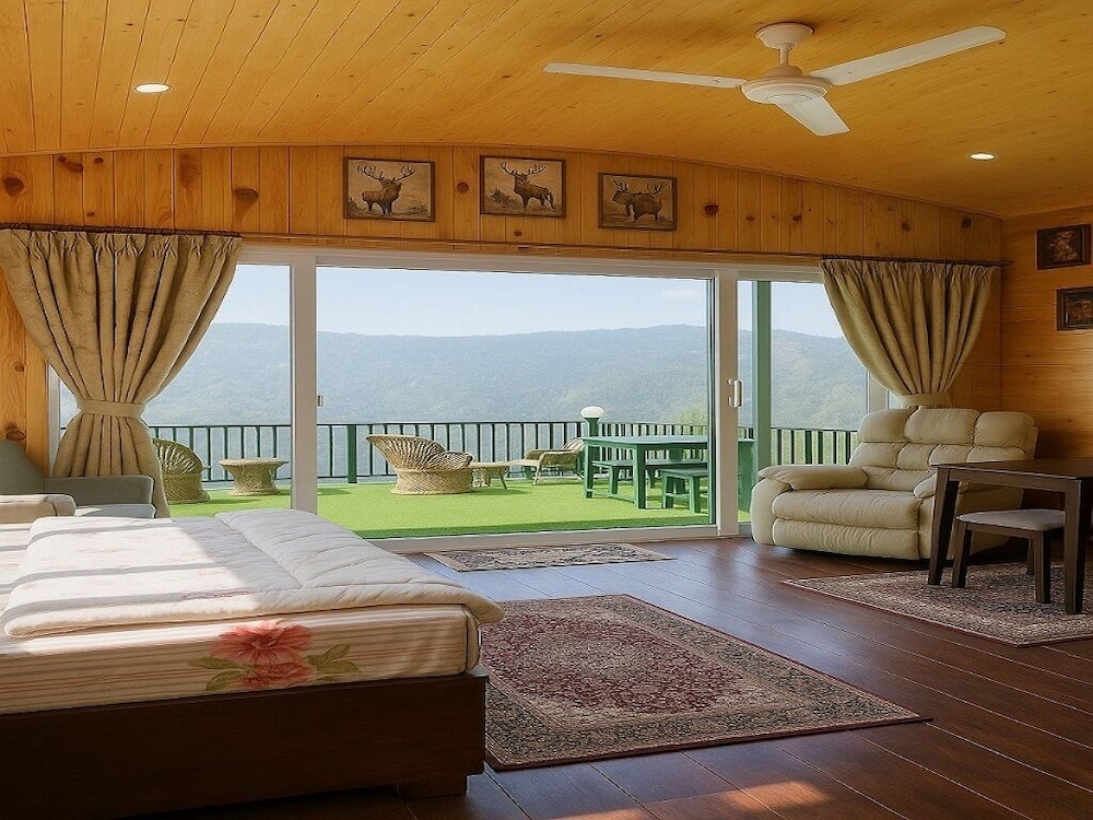 Bougainvilla Mountain Retreat