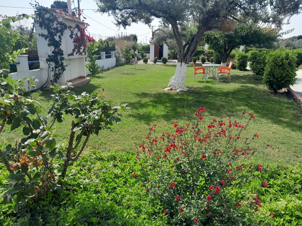 Villa Maroula