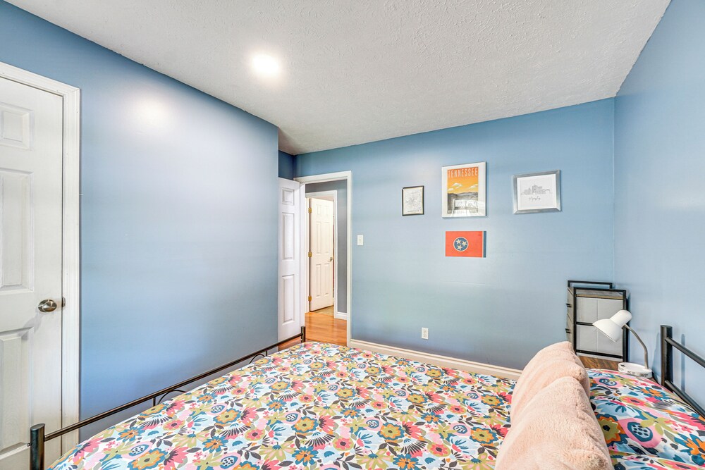 Hike, Fish & Ride: Pet-friendly Huntsville Home