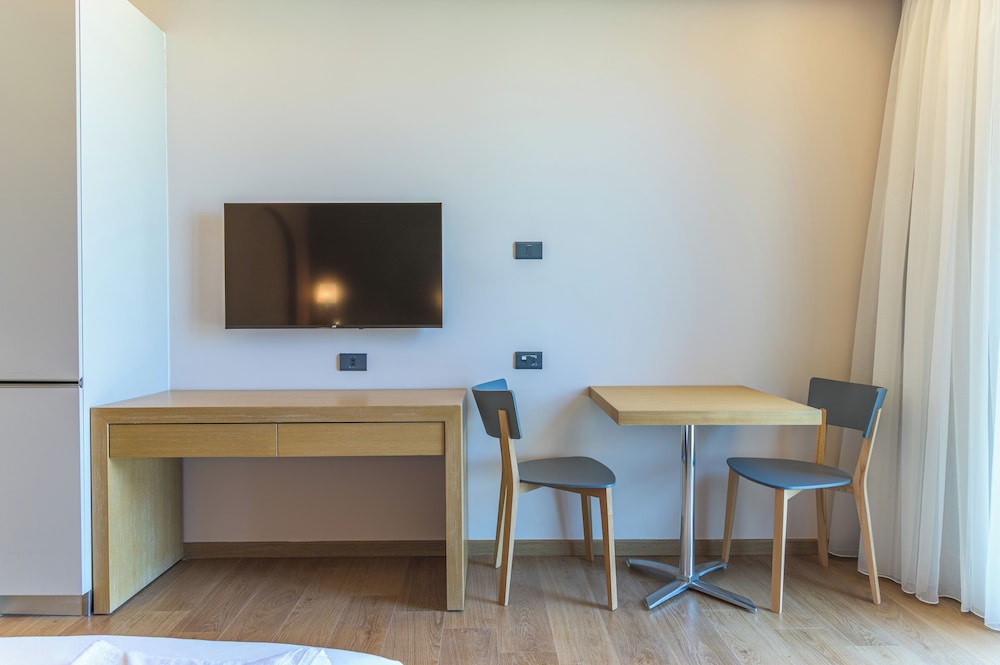 Jounieh Living - Residences by Local Host