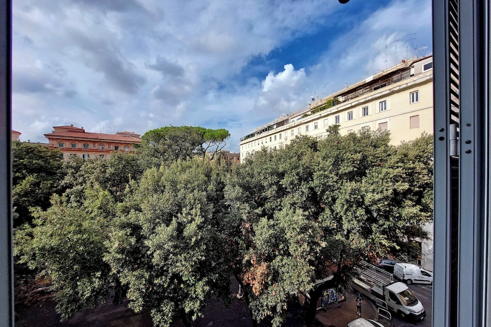 Luminoso appartamento a Testaccio