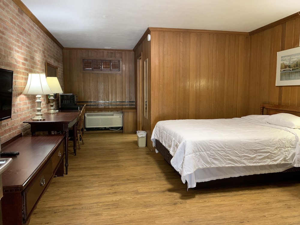 Lincoln Lodge