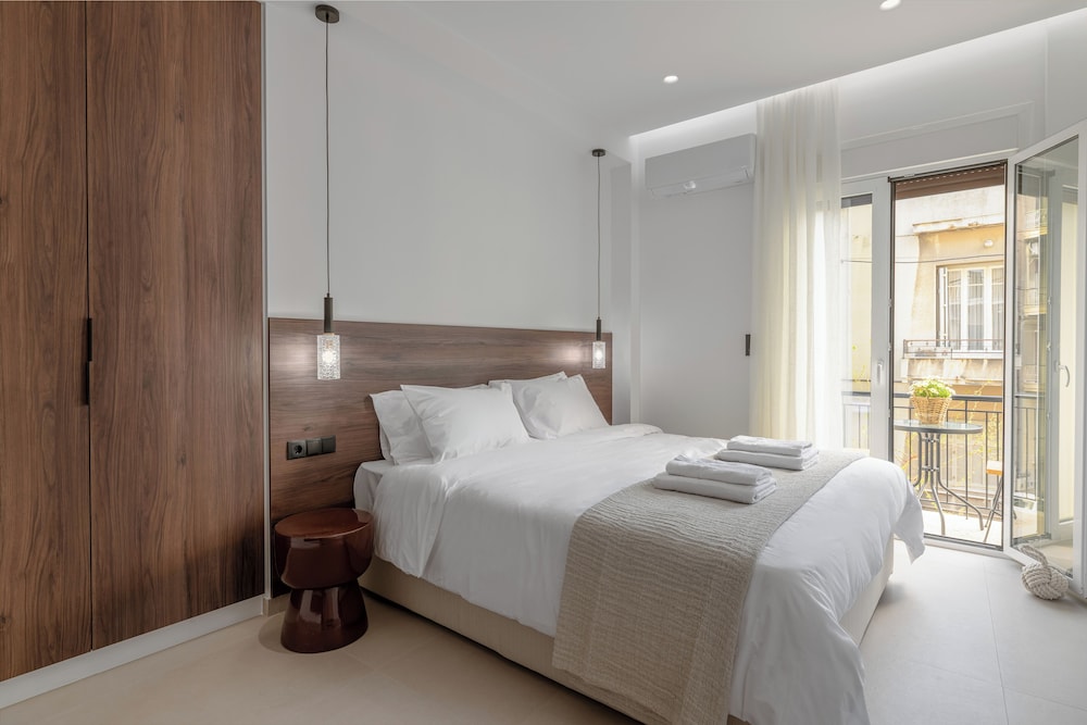 Acropolis Loom Suite