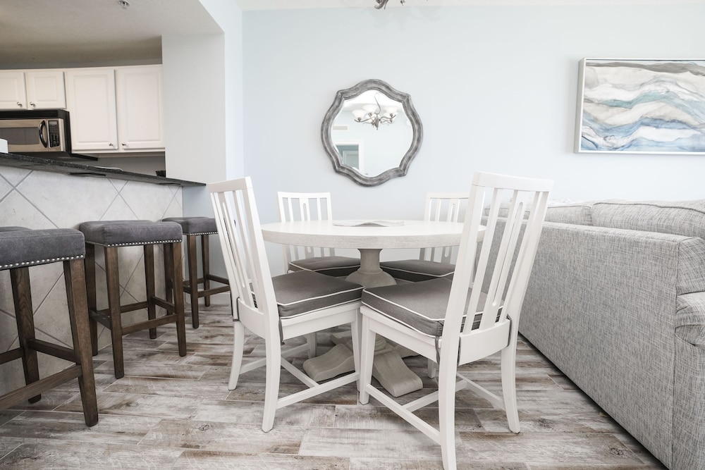 Calypso Beach Resort by Panhandle Getaways