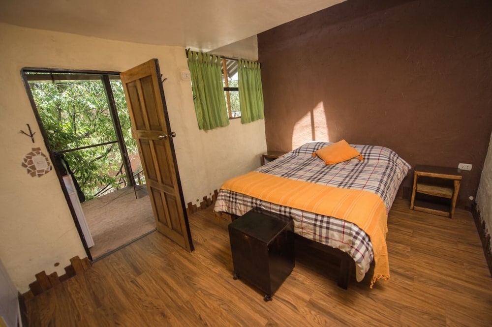 Andahuaylillas Lodge Town view 4