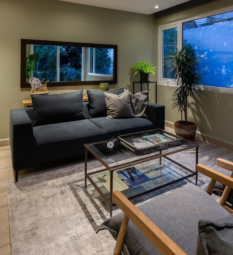 Elbe Retreat Trendy 2 BR w Balcony in Mexico City